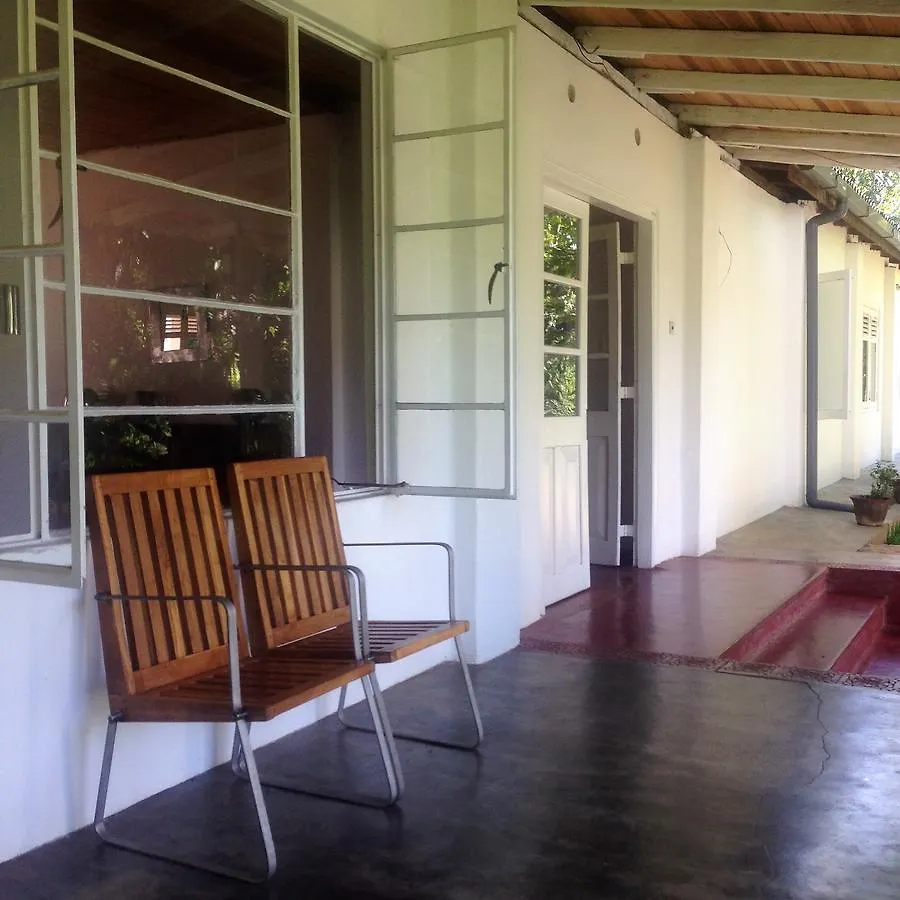 Guest house Officers Mess Kandy Sri Lanka